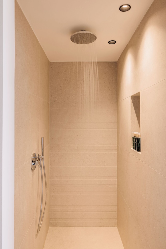 Cabo — Hotel rooms in Lefkimmi (Corfu), Ionian Islands