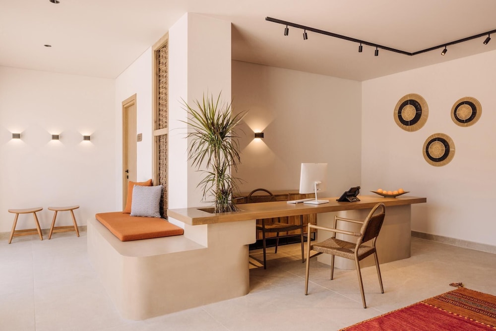 Cabo — Hotel rooms in Lefkimmi (Corfu), Ionian Islands