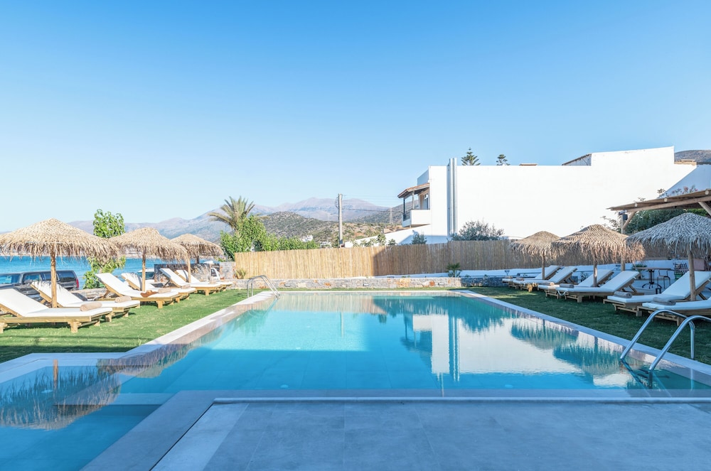Golden Bee Lifestyle — Main photo in Stalida