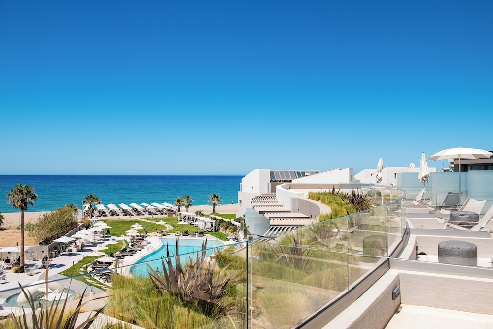 Nautilux Rethymno by Mage Hotels — Hotel building in Rethymnon