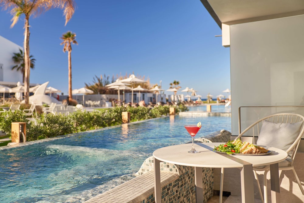 Nautilux Rethymno by Mage Hotels — Swimming pool in Rethymnon