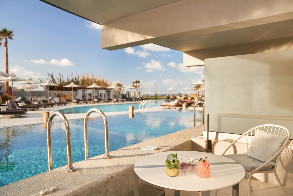 Nautilux Rethymno by Mage Hotels — Swimming pool in Rethymnon