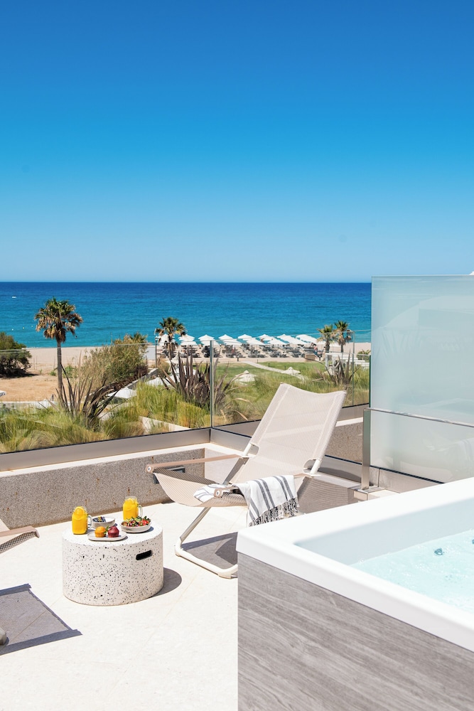 Nautilux Rethymno by Mage Hotels — Hotel rooms in Rethymnon