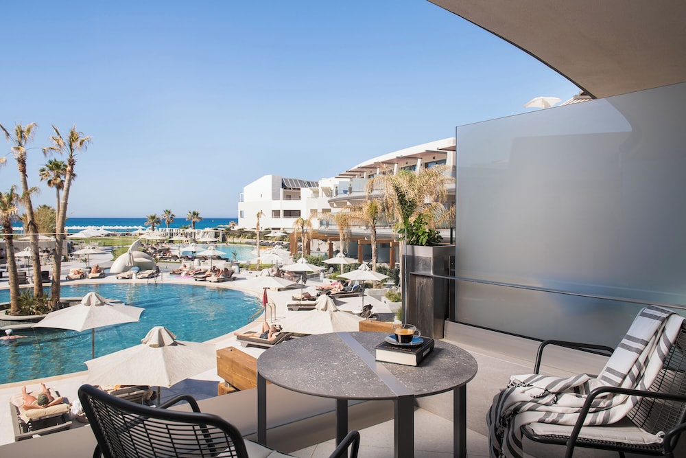 Nautilux Rethymno by Mage Hotels — Swimming pool in Rethymnon