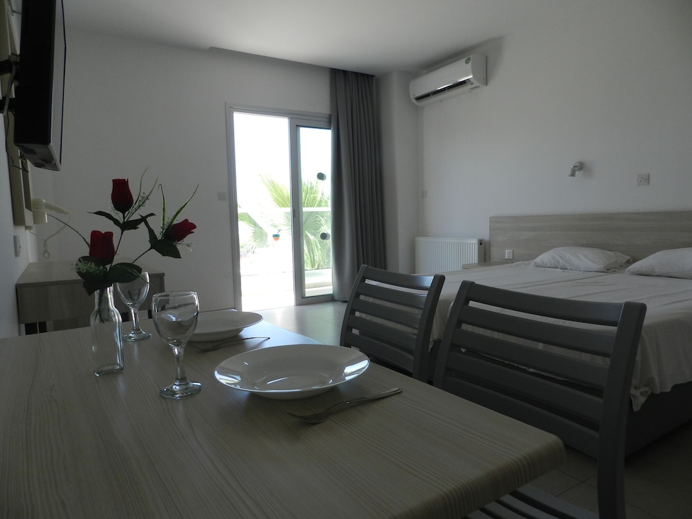 Evabelle Napa Hotel Apartments — Hotel rooms in Ayia Napa, Famagusta Region