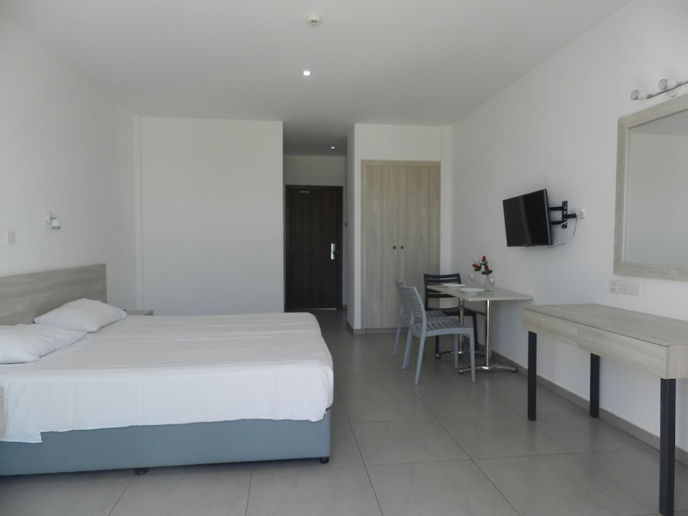 Evabelle Napa Hotel Apartments — Hotel rooms in Ayia Napa, Famagusta Region