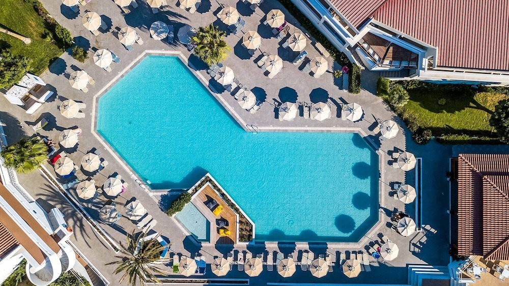 Niriides Hotel - zdjęcie 4