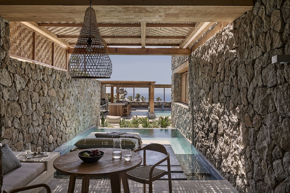 Archipelagos All Suites — Hotel rooms in Elia, South Aegean