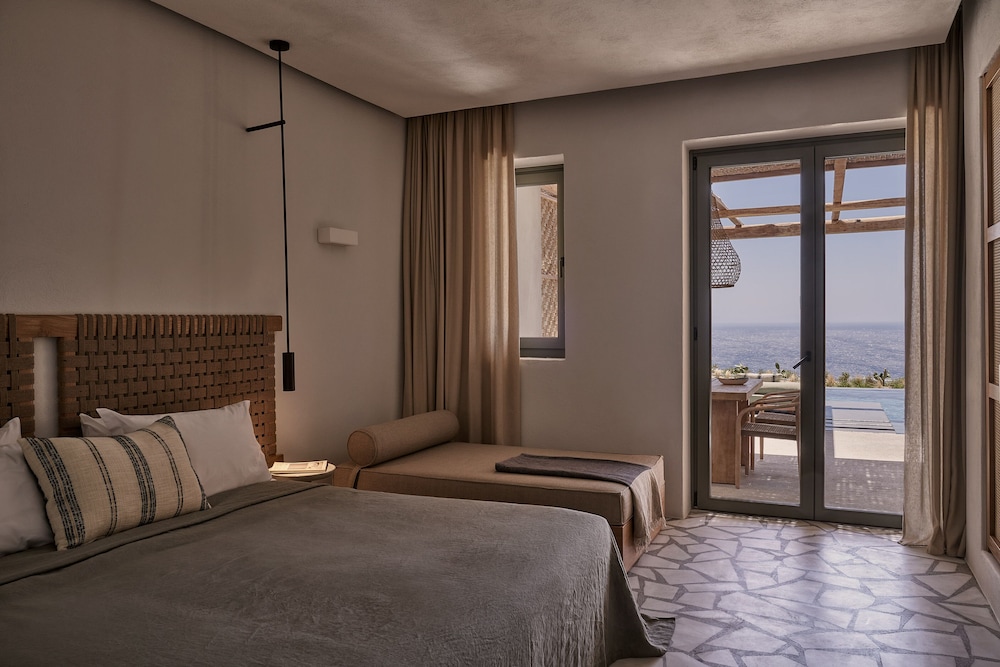 Archipelagos All Suites — Hotel rooms in Elia, South Aegean