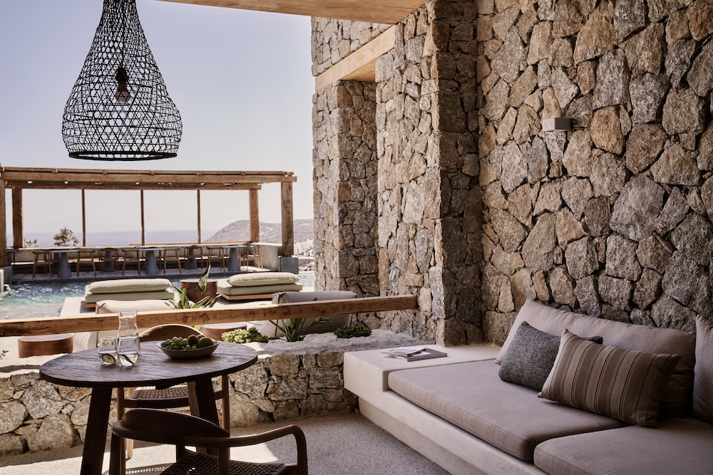 Archipelagos All Suites — Restaurant & bars in Elia, South Aegean