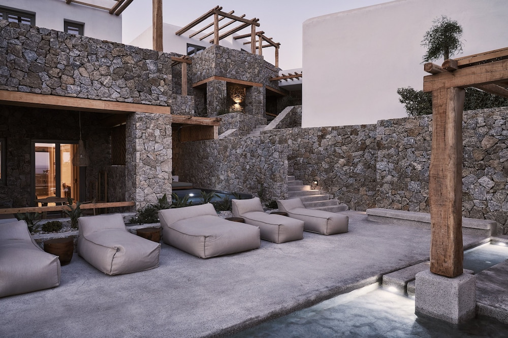 Archipelagos All Suites — Hotel building in Elia, South Aegean