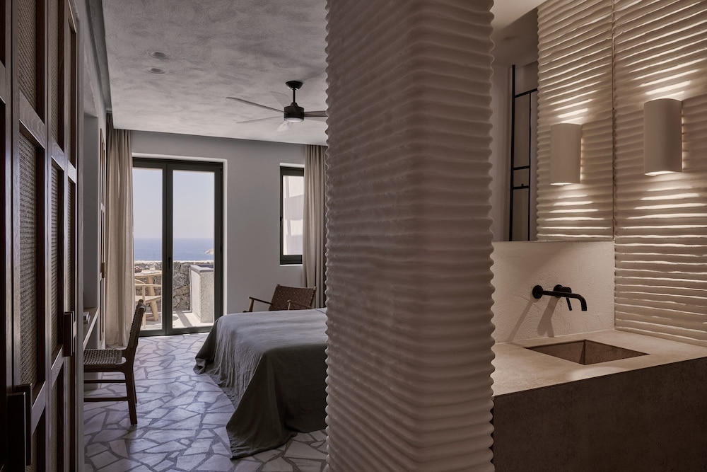 Archipelagos All Suites — Hotel rooms in Elia, South Aegean