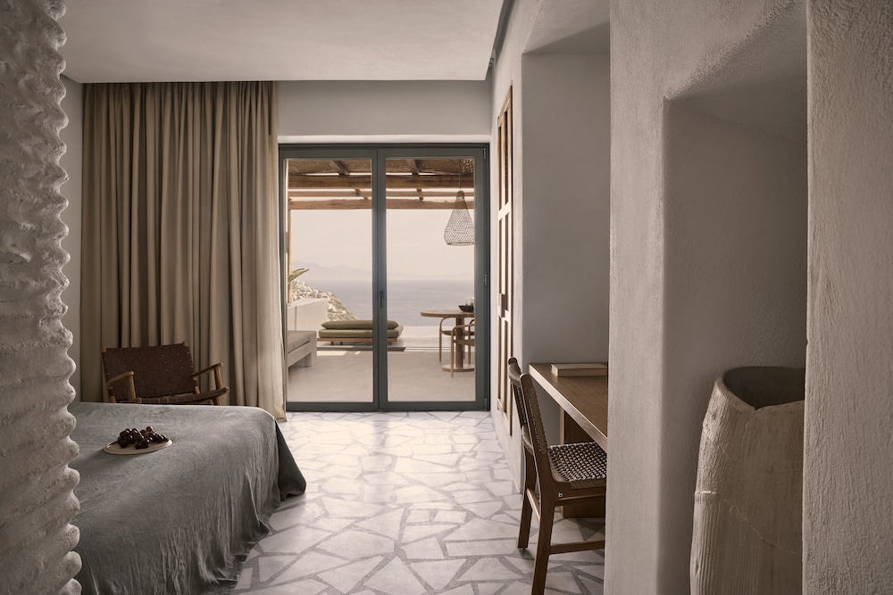 Archipelagos All Suites — Hotel rooms in Elia, South Aegean