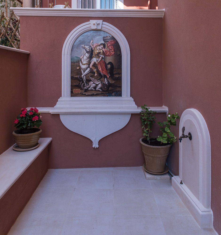 Capolavoro Suites — Hotel building in Zante Town, Ionian Islands
