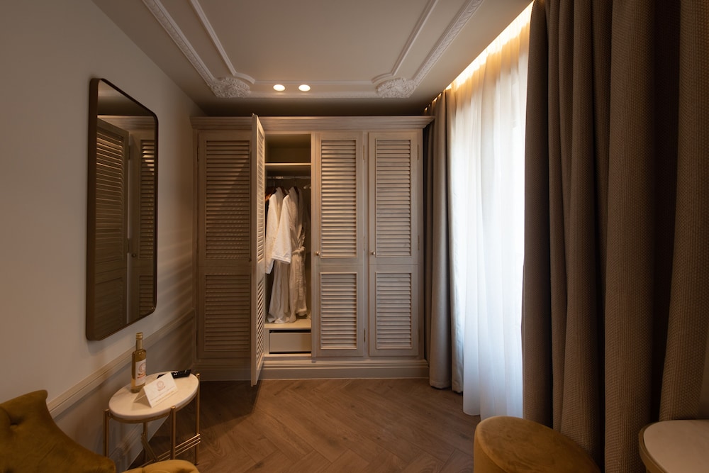 Capolavoro Suites — Hotel rooms in Zante Town, Ionian Islands