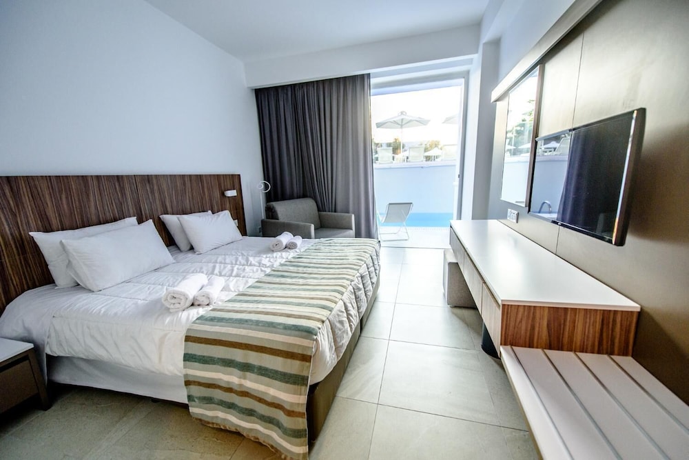 Eleana Hotel — Hotel rooms in Ayia Napa, Famagusta Region