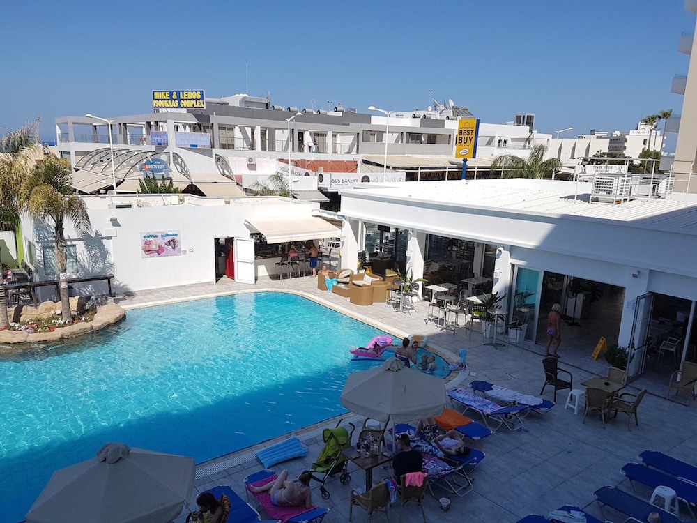 Melini Hotel Suites — Swimming pool in Protaras, Famagusta Region