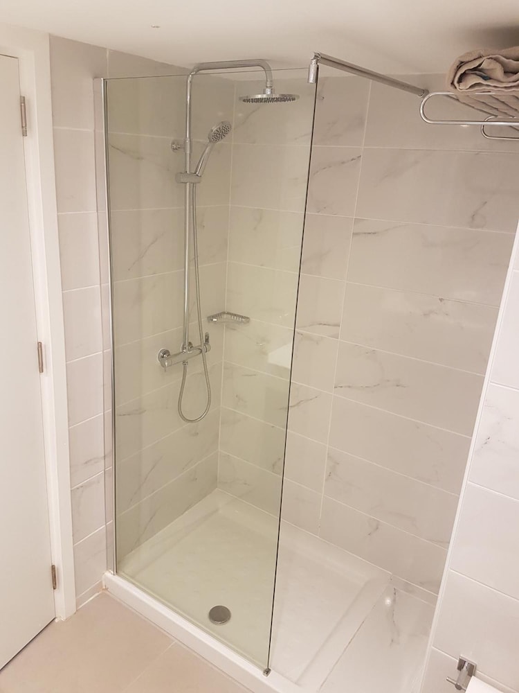 Melini Hotel Suites — Hotel rooms in Protaras, Famagusta Region