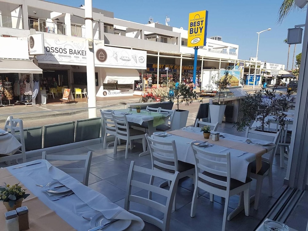 Melini Hotel Suites — Restaurant & bars in Protaras, Famagusta Region