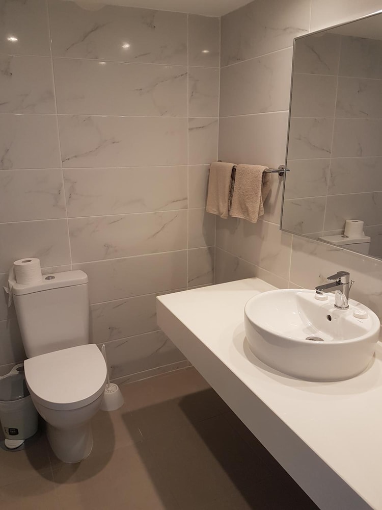 Melini Hotel Suites — Hotel rooms in Protaras, Famagusta Region