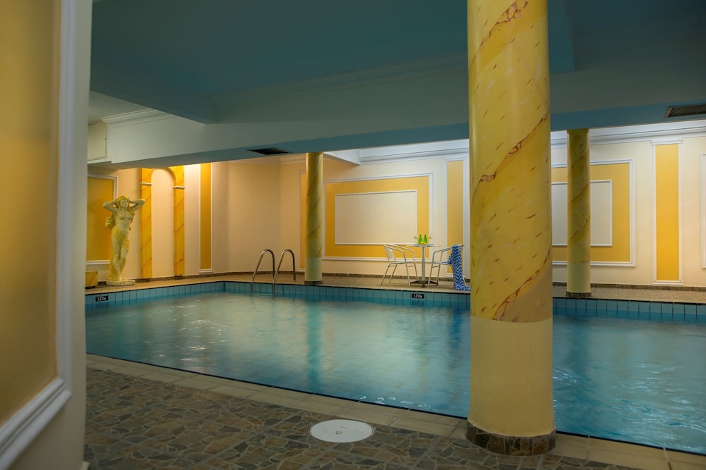 Kapetanios Limassol Hotel — Swimming pool in Limassol, Limassol Region