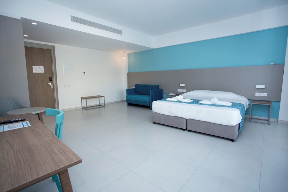 Mandali Hotel — Hotel rooms in Protaras, Famagusta Region