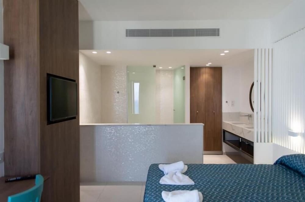 Mandali Hotel — Hotel rooms in Protaras, Famagusta Region