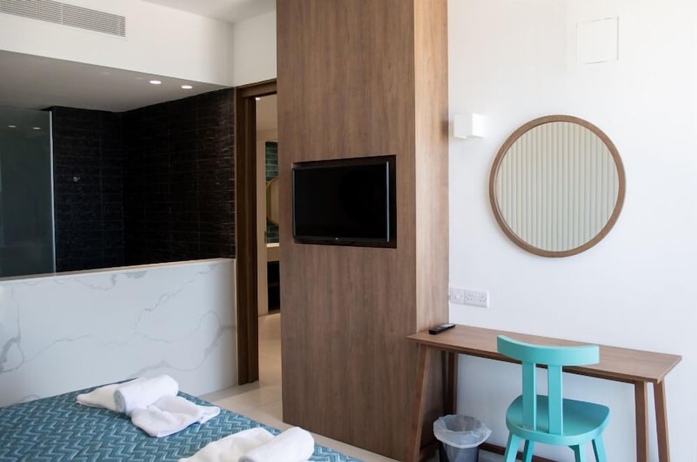 Mandali Hotel — Hotel rooms in Protaras, Famagusta Region