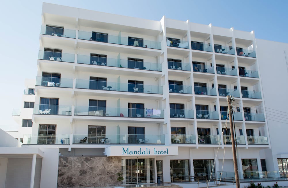 Mandali Hotel — Hotel building in Protaras, Famagusta Region