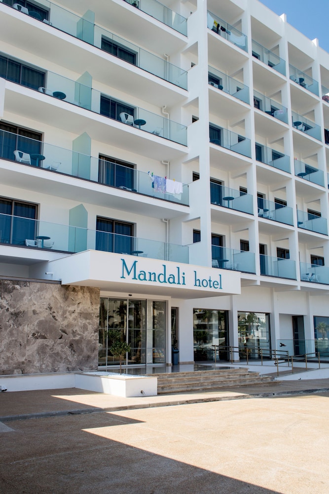 Mandali Hotel — Hotel building in Protaras, Famagusta Region