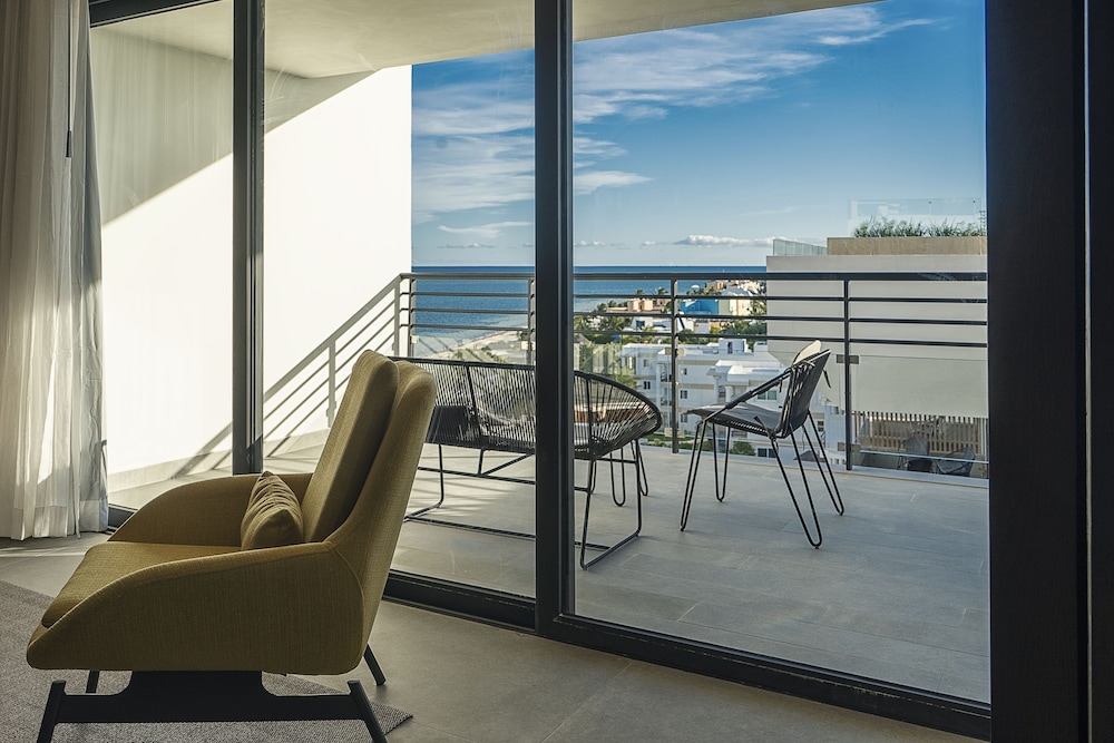 The Fives Oceanfront Riviera Maya - All Inclusive Optional — Hotel rooms in Puerto Morelos, Quintana Roo