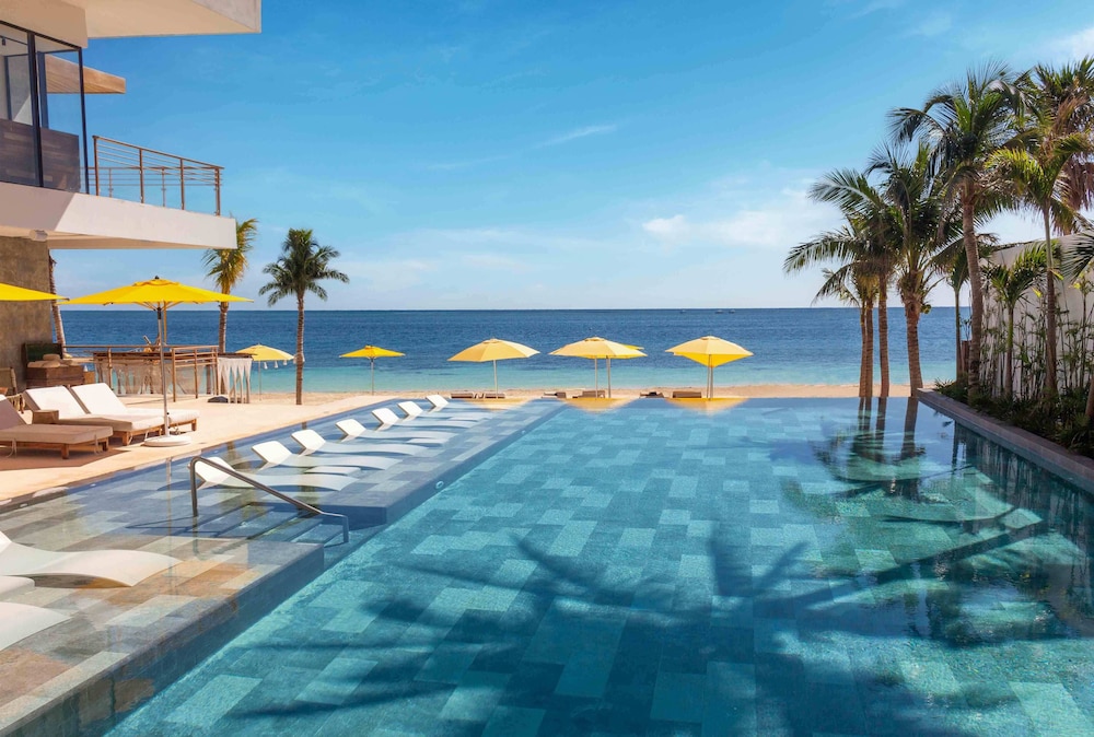 The Fives Oceanfront Riviera Maya - All Inclusive Optional — Swimming pool in Puerto Morelos, Quintana Roo
