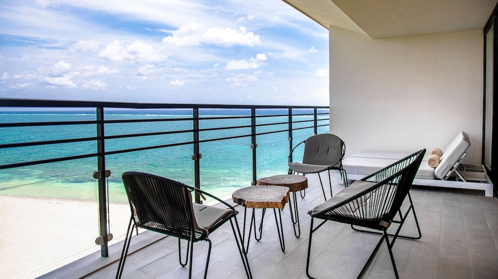 The Fives Oceanfront Riviera Maya - All Inclusive Optional — Hotel rooms in Puerto Morelos, Quintana Roo