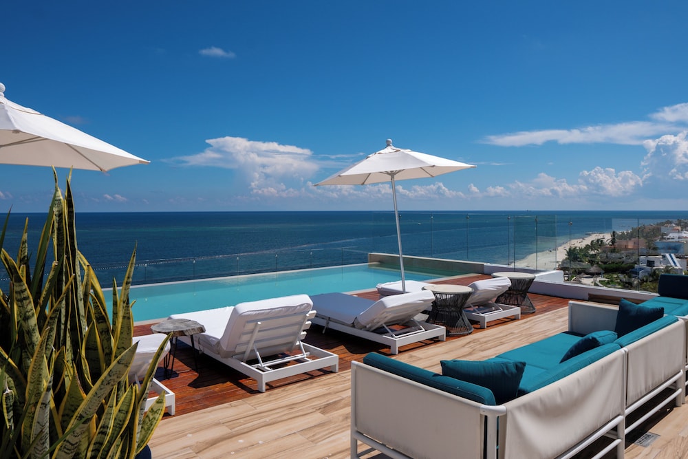 The Fives Oceanfront Riviera Maya - All Inclusive Optional — Swimming pool in Puerto Morelos, Quintana Roo