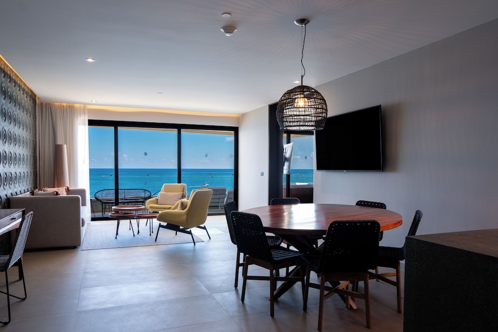 The Fives Oceanfront Riviera Maya - All Inclusive Optional — Hotel rooms in Puerto Morelos, Quintana Roo