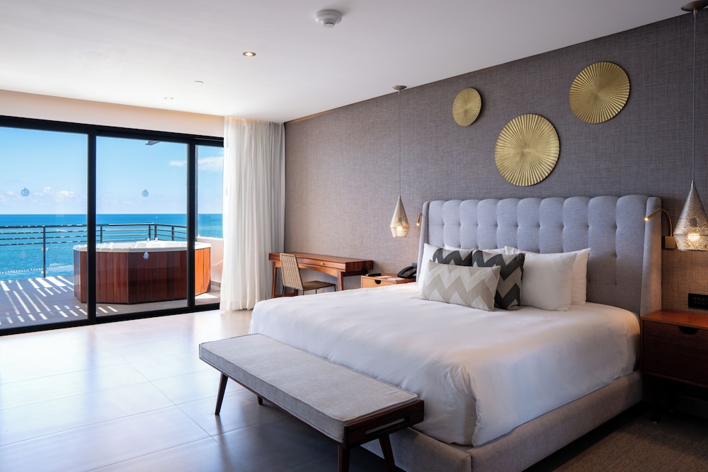 The Fives Oceanfront Riviera Maya - All Inclusive Optional — Hotel rooms in Puerto Morelos, Quintana Roo