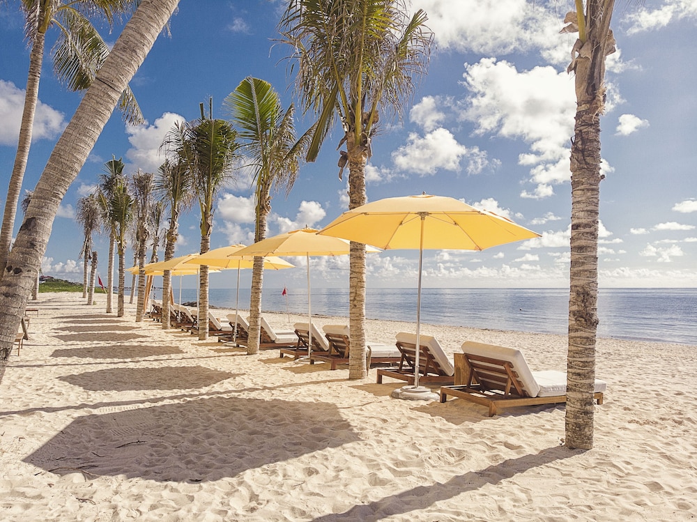 The Fives Oceanfront Riviera Maya - All Inclusive Optional — Beach in Puerto Morelos, Quintana Roo