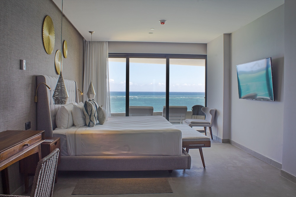 The Fives Oceanfront Riviera Maya - All Inclusive Optional — Hotel rooms in Puerto Morelos, Quintana Roo