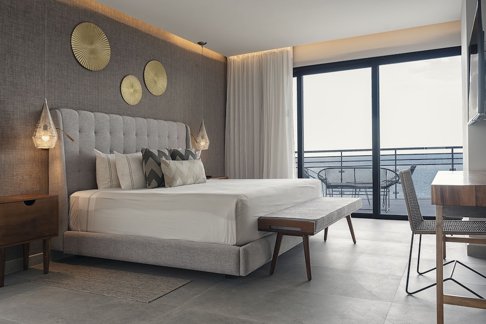 The Fives Oceanfront Riviera Maya - All Inclusive Optional — Hotel rooms in Puerto Morelos, Quintana Roo