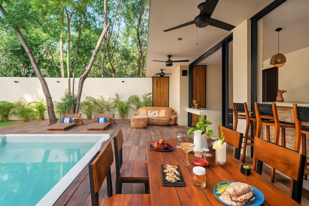 Irie Tulum — Swimming pool in Tulum, Quintana Roo