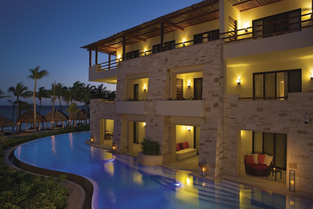 Secrets Akumal Riviera Maya - Adults Only - All Inclusive — Hotel building in Akumal, Quintana Roo