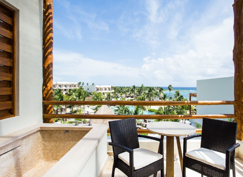 Secrets Akumal Riviera Maya - Adults Only - All Inclusive — Hotel rooms in Akumal, Quintana Roo