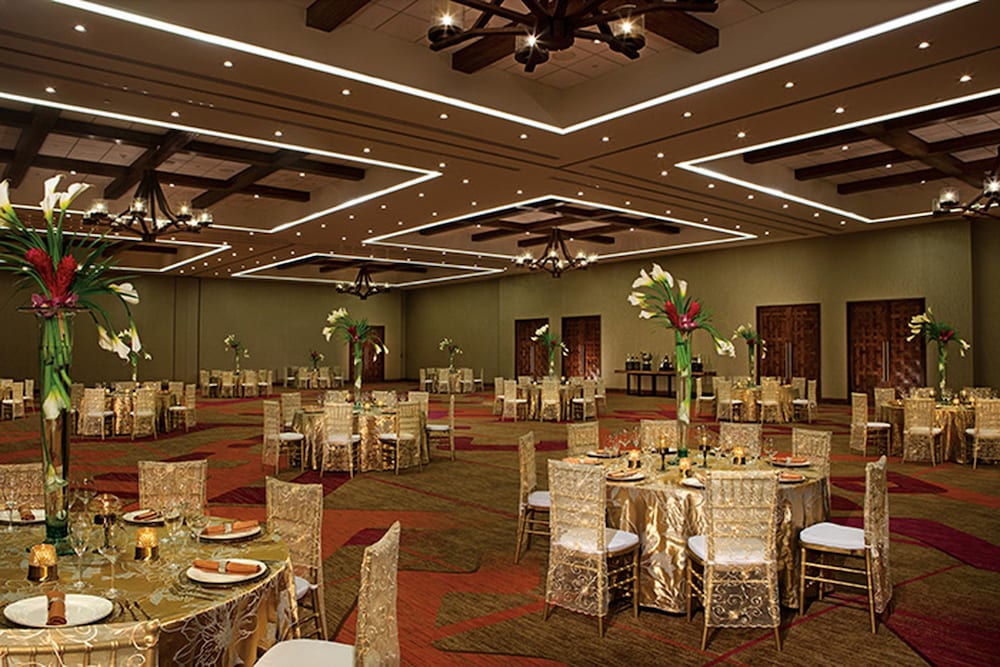 Secrets Akumal Riviera Maya - Adults Only - All Inclusive — Hotel building in Akumal, Quintana Roo