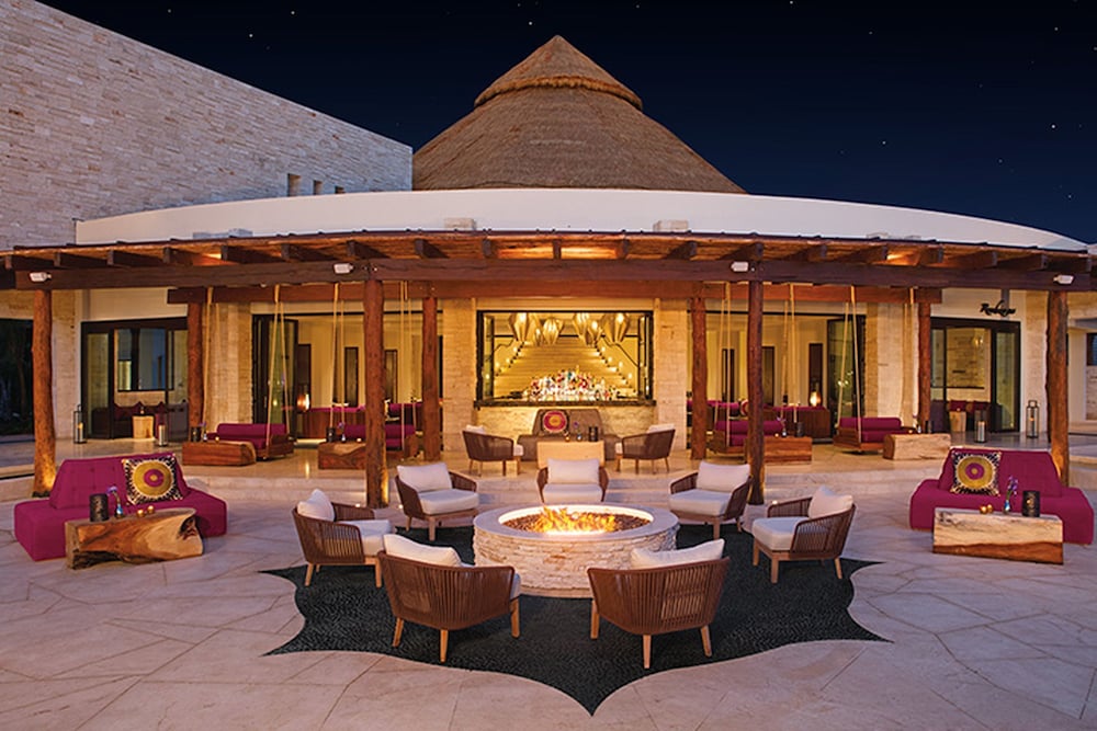 Secrets Akumal Riviera Maya - Adults Only - All Inclusive — Restaurant & bars in Akumal, Quintana Roo