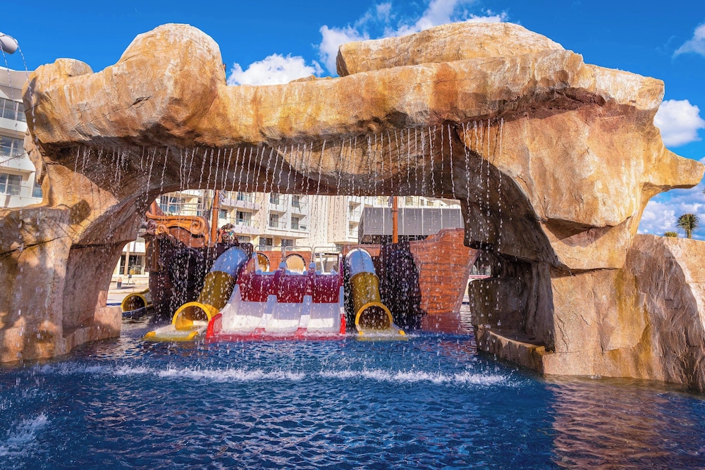 Planet Hollywood Cancun by Royalton, An Autograph Collection All-Inclusive Resort — Attractions for children in Playa Mujeres, Quintana Roo
