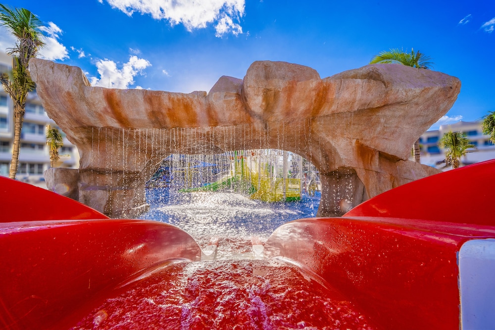 Planet Hollywood Cancun by Royalton, An Autograph Collection All-Inclusive Resort — Attractions for children in Playa Mujeres, Quintana Roo