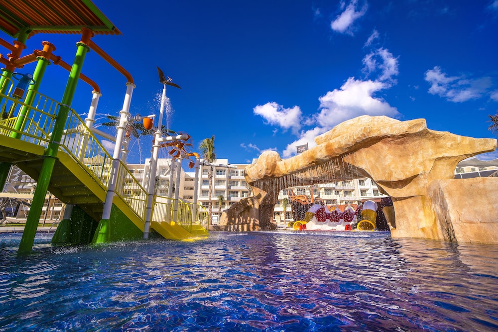 Planet Hollywood Cancun by Royalton, An Autograph Collection All-Inclusive Resort — Attractions for children in Playa Mujeres, Quintana Roo