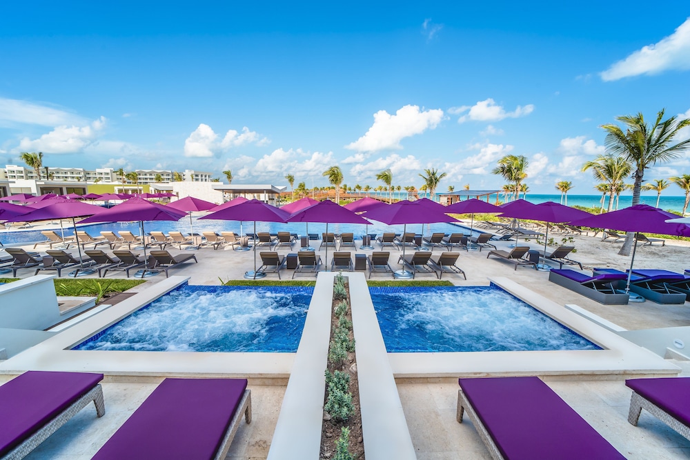 Planet Hollywood Cancun by Royalton, An Autograph Collection All-Inclusive Resort — Swimming pool in Playa Mujeres, Quintana Roo