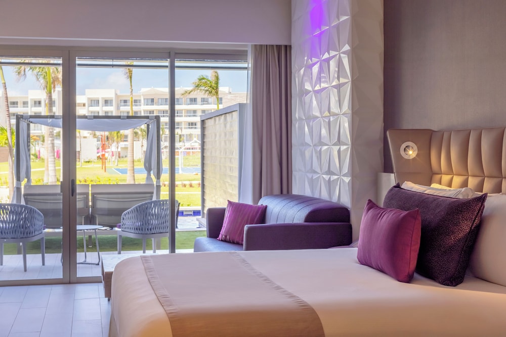 Planet Hollywood Cancun by Royalton, An Autograph Collection All-Inclusive Resort — Hotel rooms in Playa Mujeres, Quintana Roo