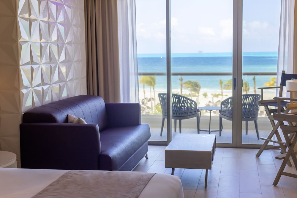 Planet Hollywood Cancun by Royalton, An Autograph Collection All-Inclusive Resort — Hotel rooms in Playa Mujeres, Quintana Roo